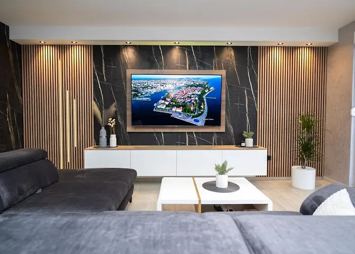 Apartment 88 - Private Heated Pool