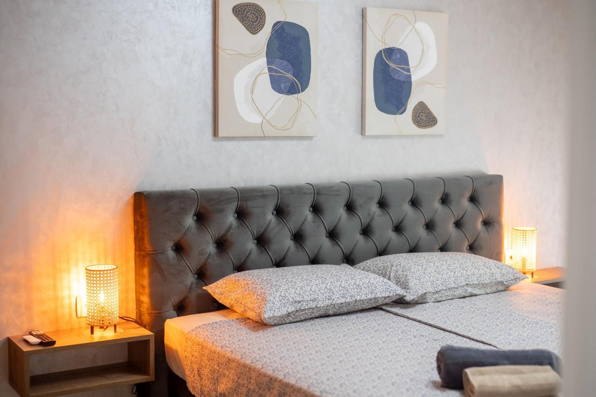 88 - Private Heated Pool Apartment Zadar