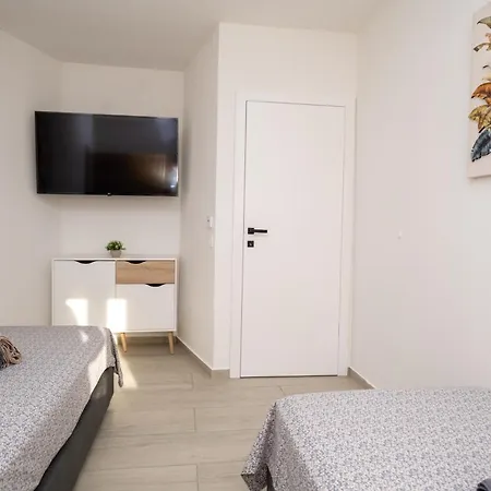 Apartment 88 - Private Heated Pool Zadar Exterior photo